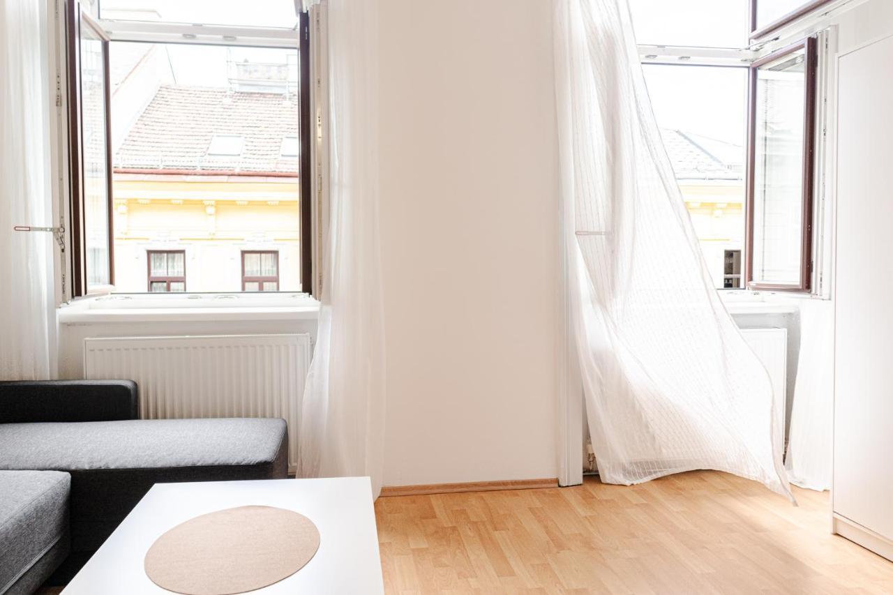 Pleasing 2Br Apt. Akh-Perfect For Groups เวียนนา ภายนอก รูปภาพ