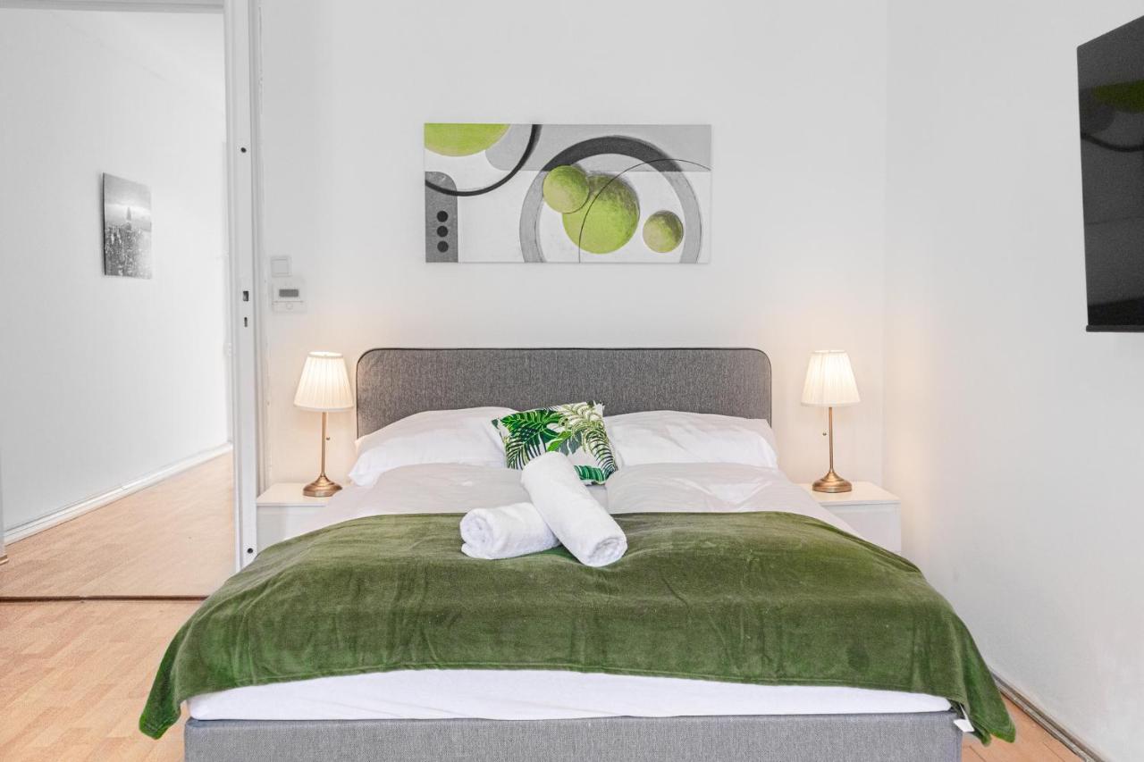 Pleasing 2Br Apt. Akh-Perfect For Groups เวียนนา ภายนอก รูปภาพ